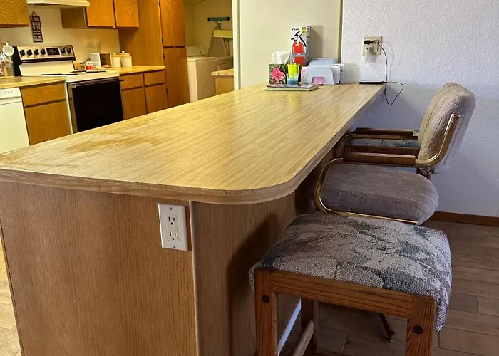 Summer/snow Bird Vacation Overlooking * Lake Havasu City